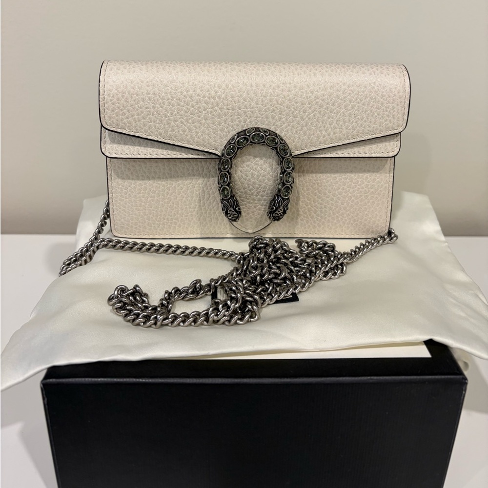 Gucci White Super Mini Dionysus bag